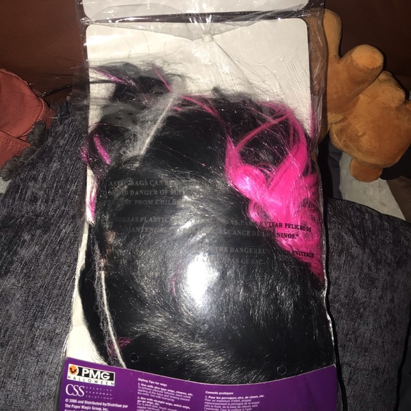 Wig for costume or Halloween! Mint!! - Picture 2 of 5